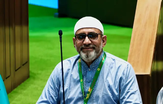 ত্রয়োদশ জাতীয় সংসদের অধিবেশনে